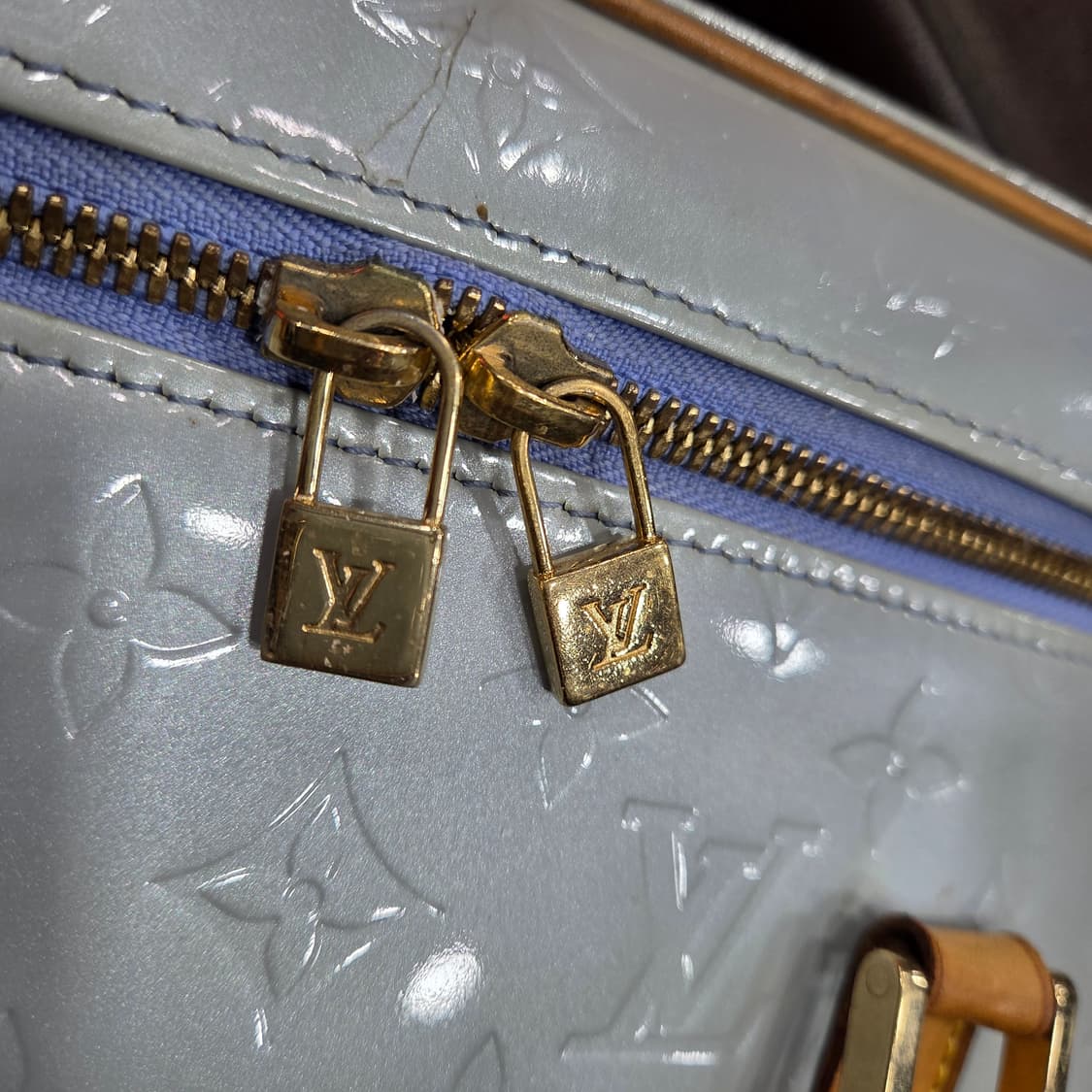 루이비통 베르니 설리반 숄더백 상품이미지2