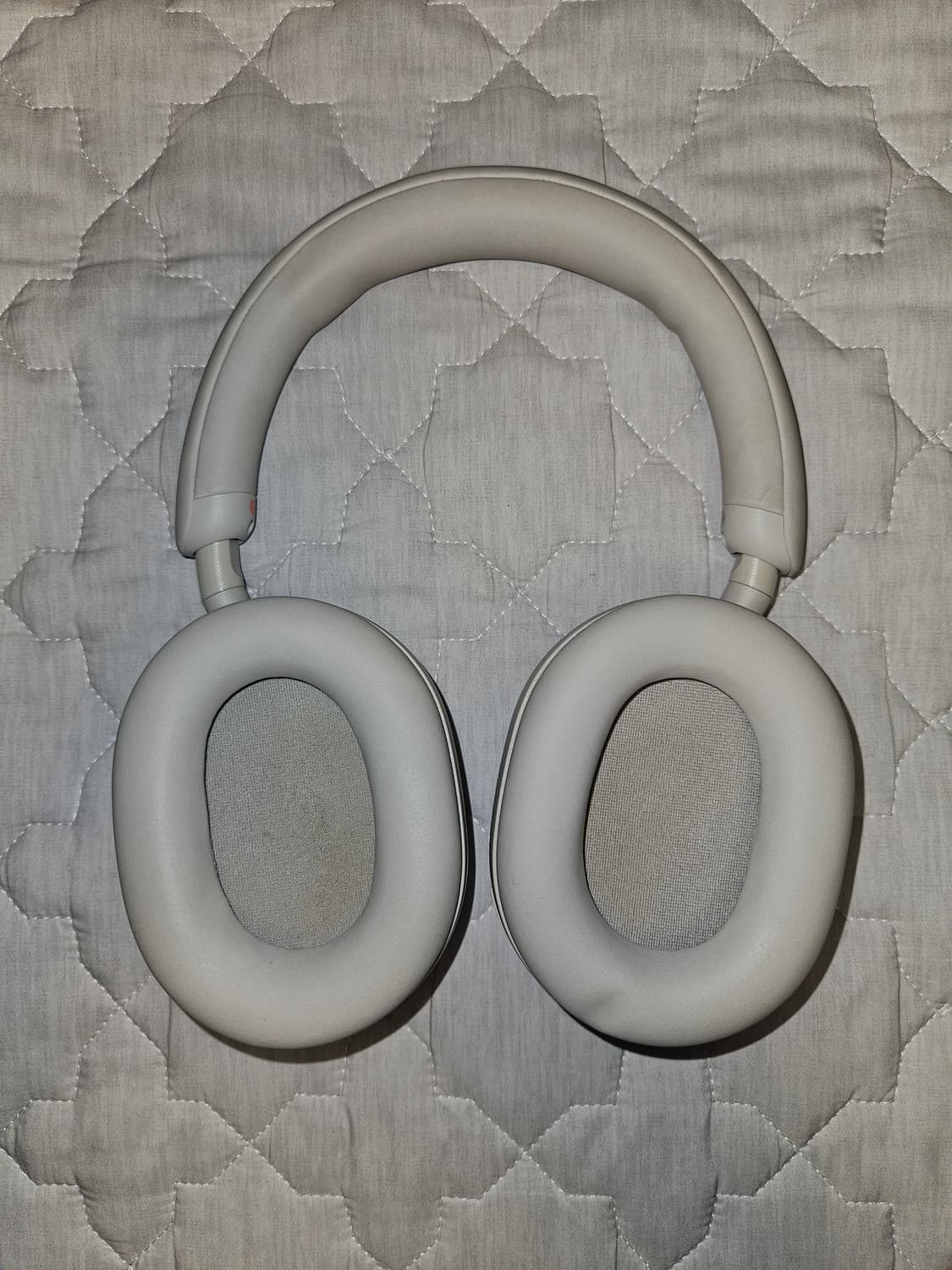 소니헤드폰5+케이스+충전기 상품이미지2