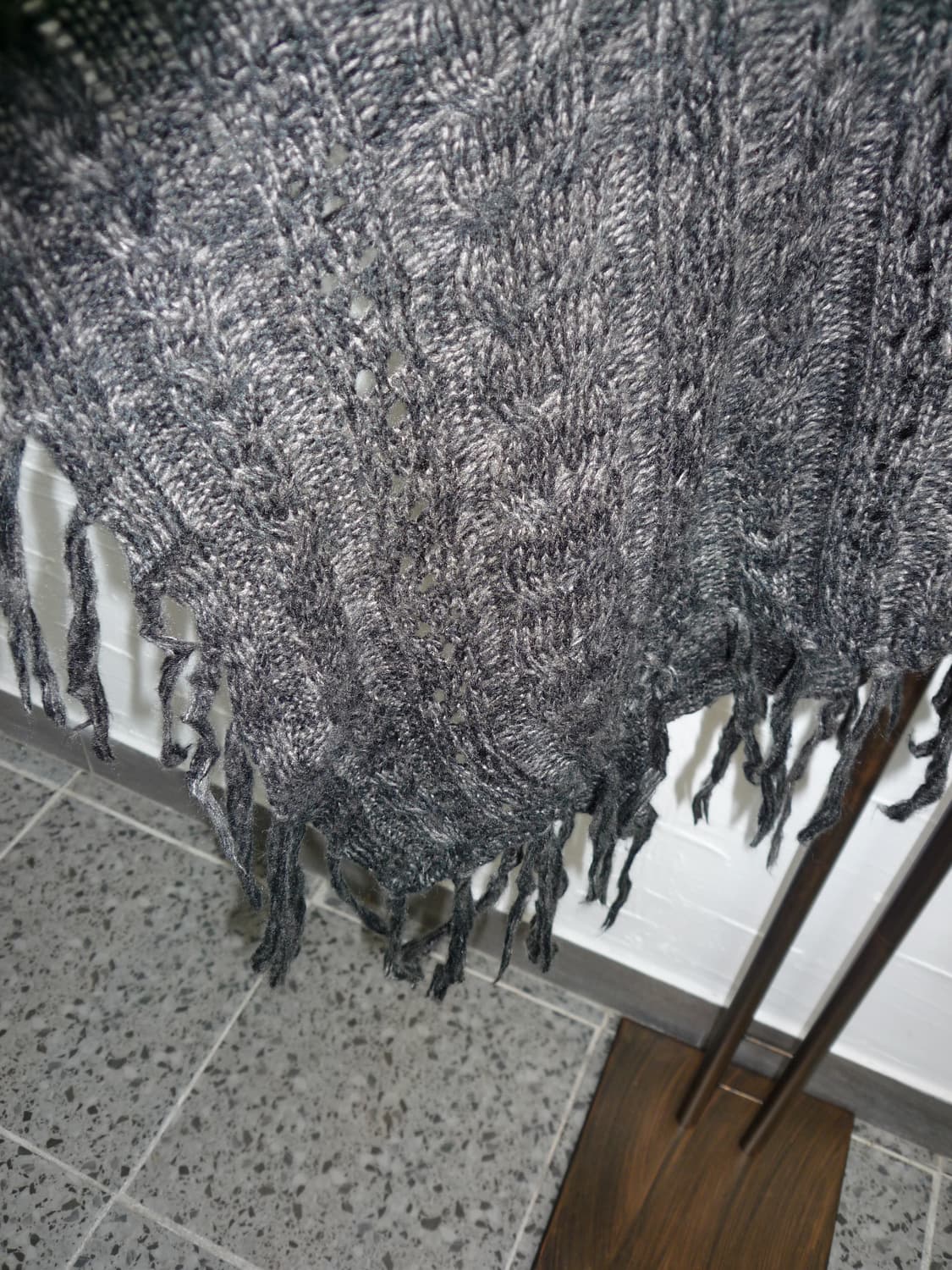 charcoal fringe cape 상품이미지6