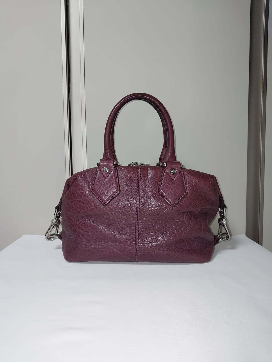 비비안웨스트우드 버건디 레더 토트백 레어템 상품이미지6