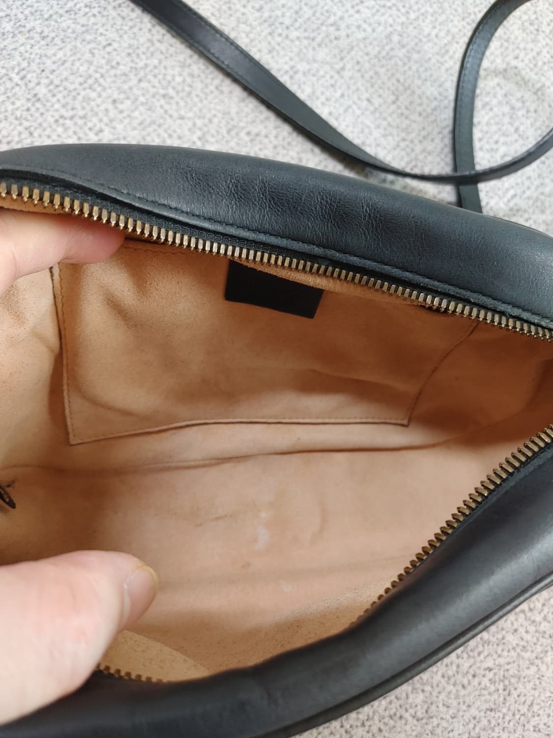 정품 구찌 GG 마몽 마몬트 마틀라세 스몰 카메라백 크로스백 상품이미지8