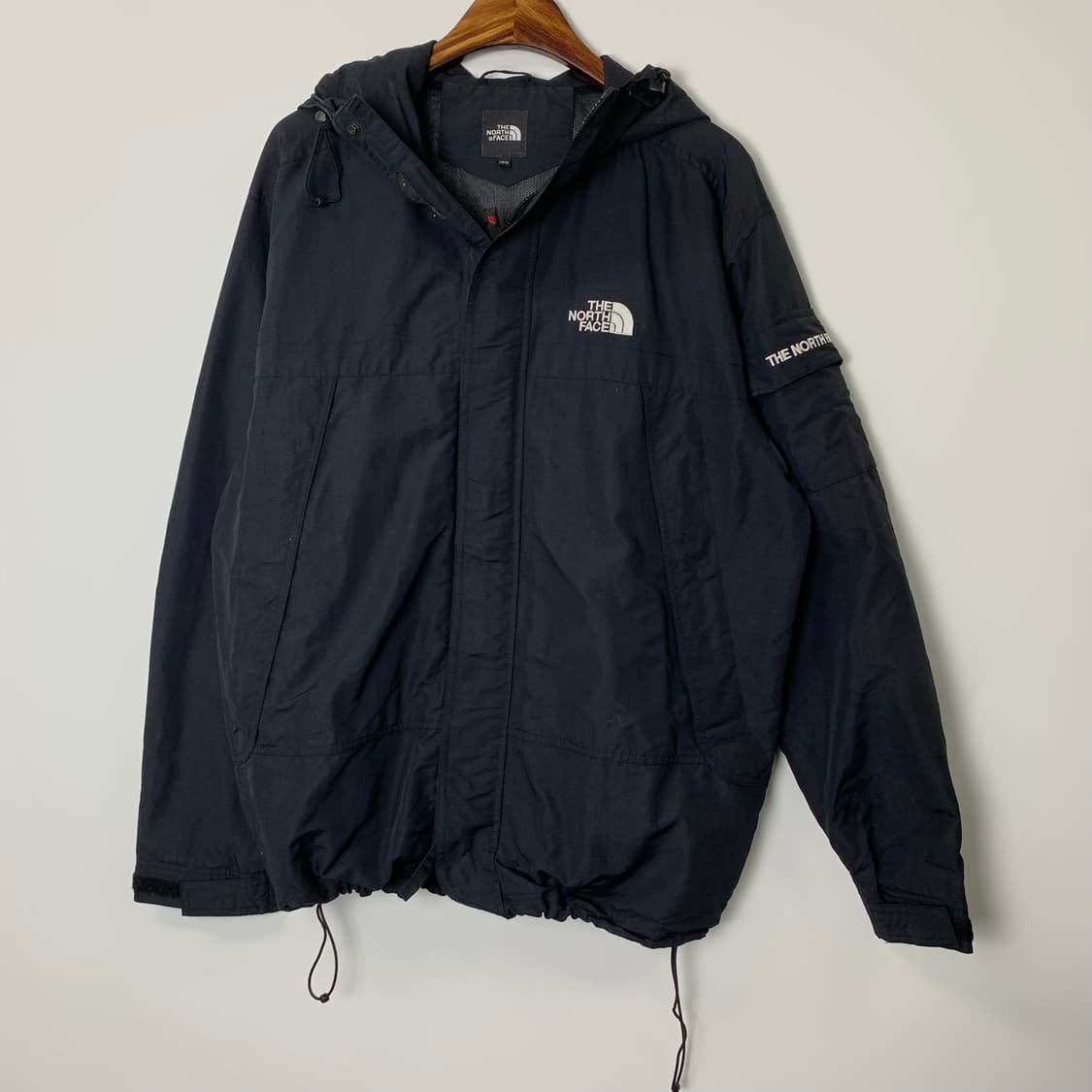 노스페이스 하이벤트 포켓 블랙 바람막이 상품이미지2