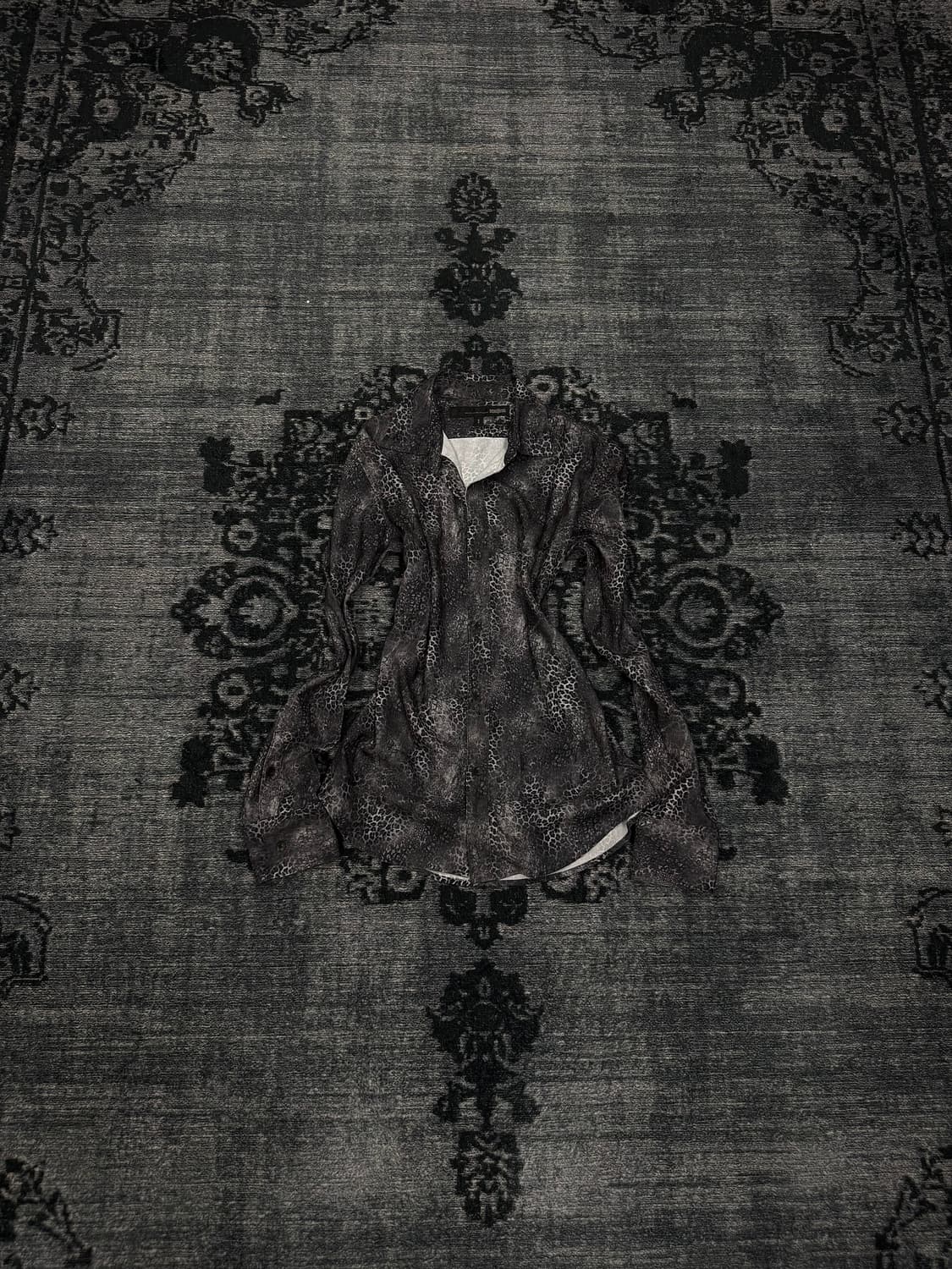 Schlussel 00s python pattern shirts 상품이미지1