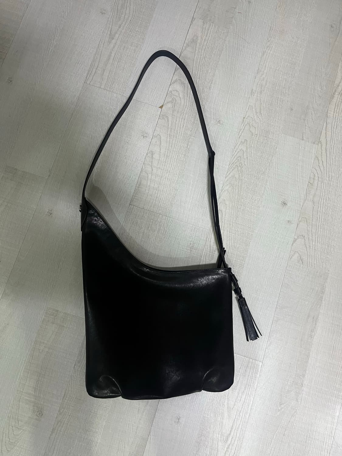 쿠론 포제르 태슬 숄더백 33 상품이미지1