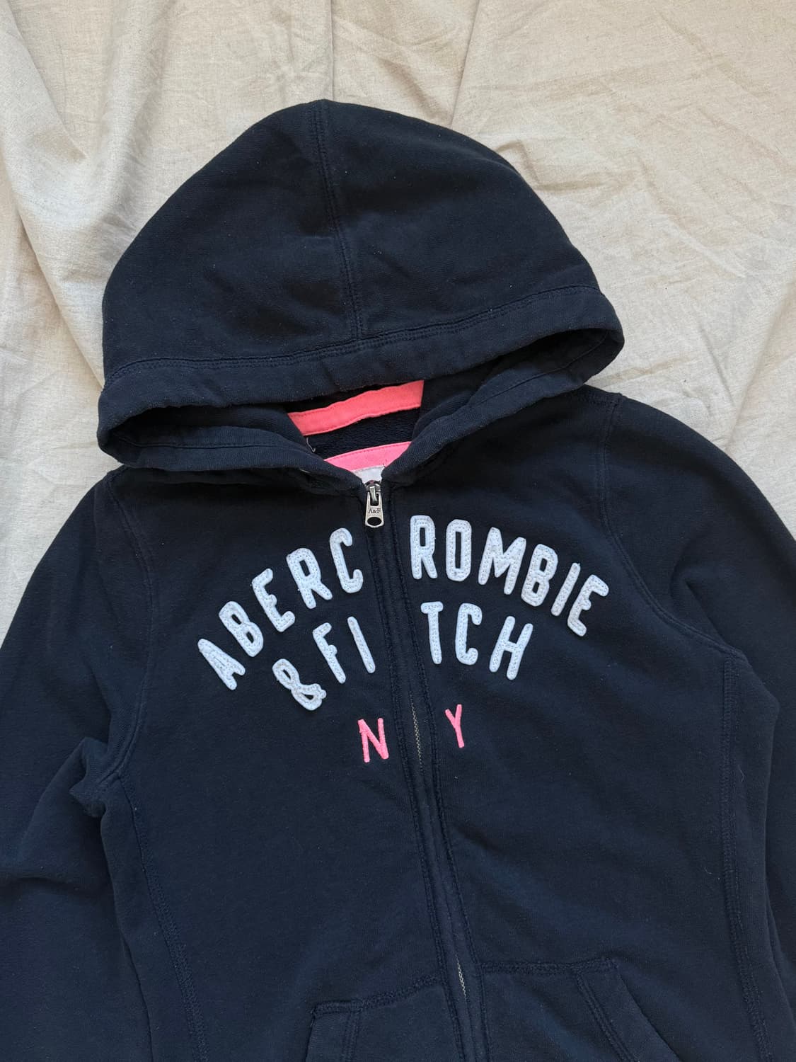 아베크롬비 중앙 자수 로고 블랙 후드집업 상품이미지7