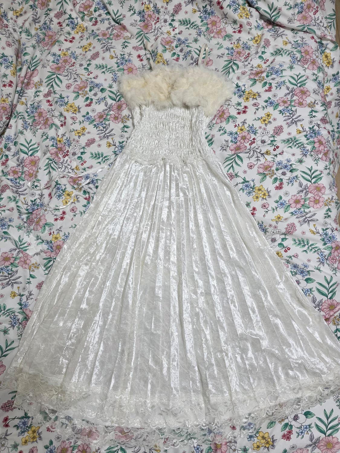 일본빈티지)화이트 페어리계 퍼 레이스 플리츠 롱슬리브리스 벨벳원피스 상품이미지1