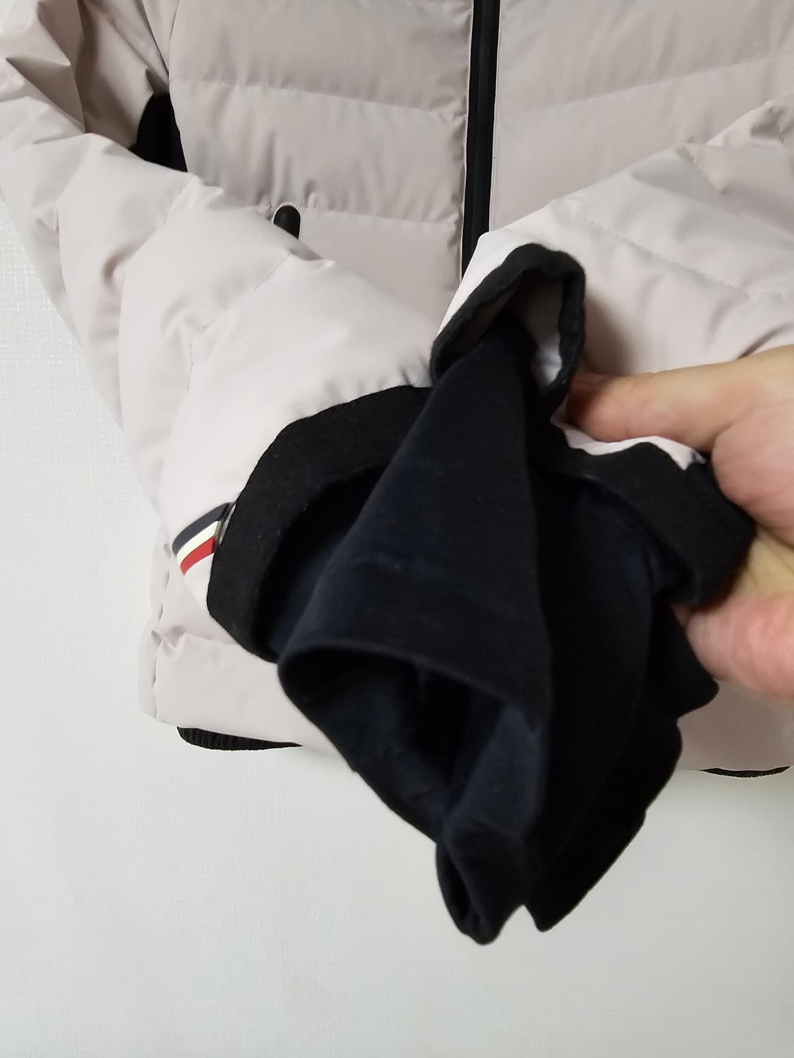 몽클레어 21fw 폭스퍼 패딩(1/라이트핑크/정품) 상품이미지4