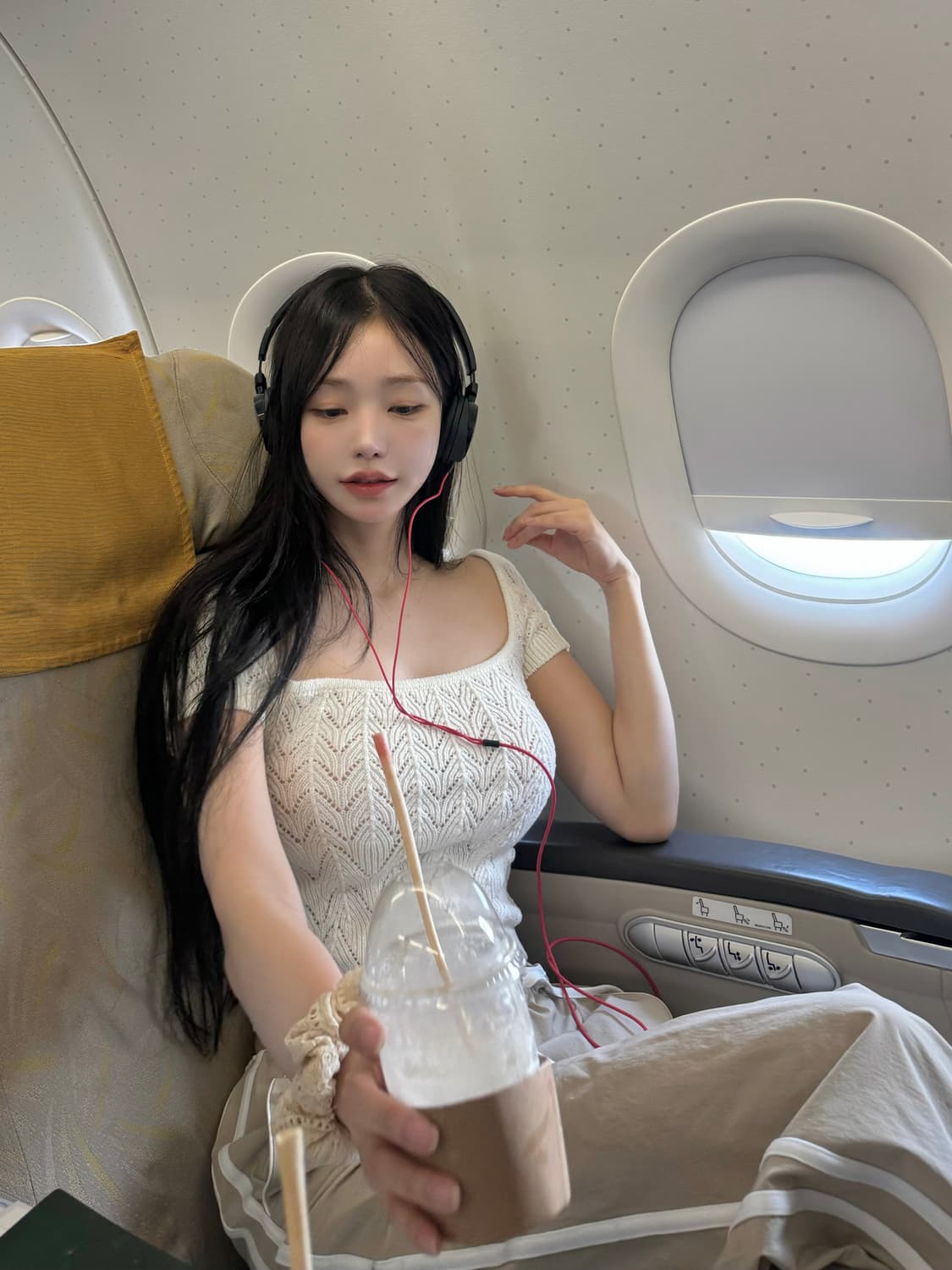 카인다미 스퀘어넥 물결 니트 크림 상품이미지3