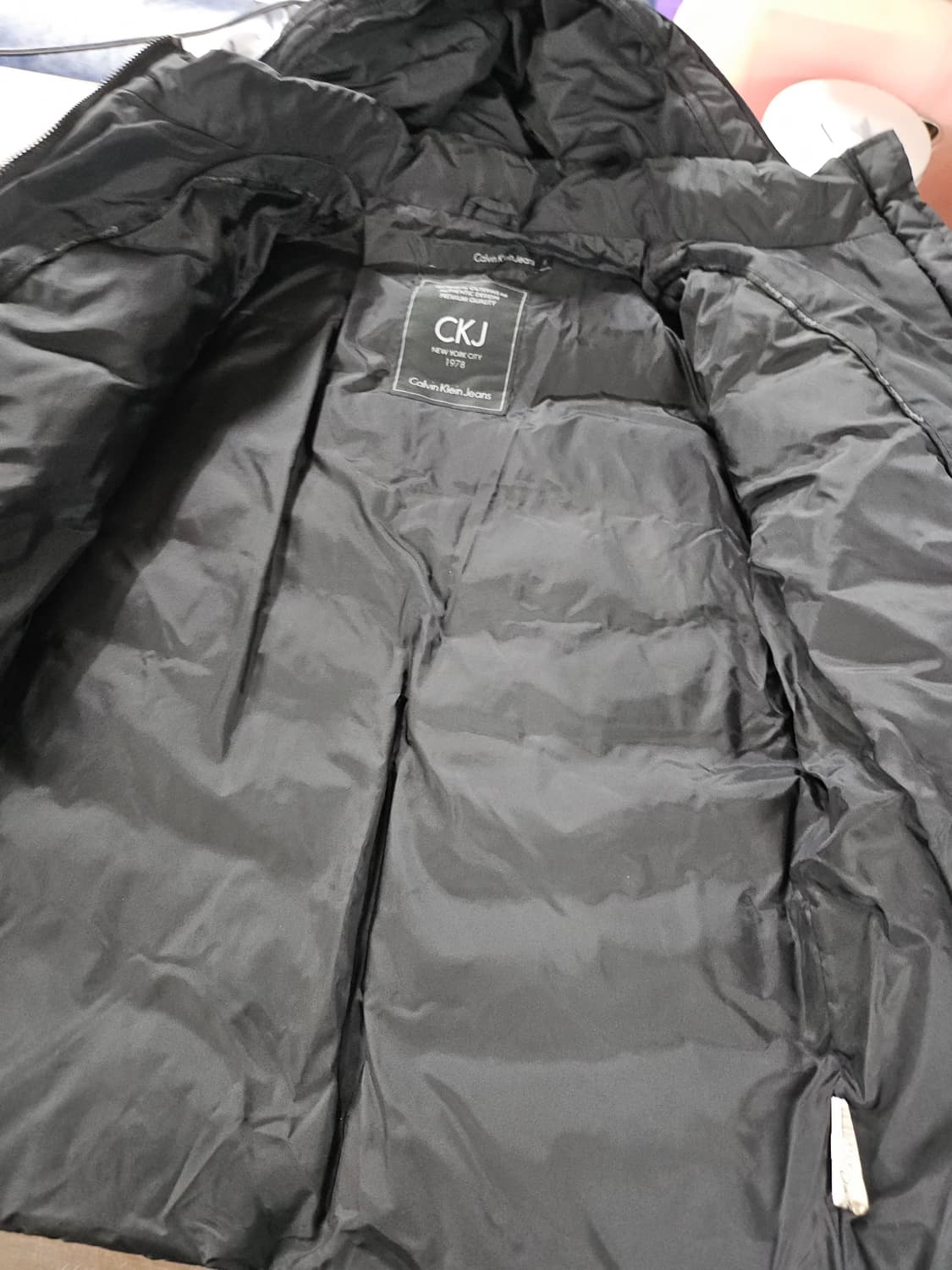 캘빈클라인 블랙 후드 패딩 점퍼 S 상품이미지5
