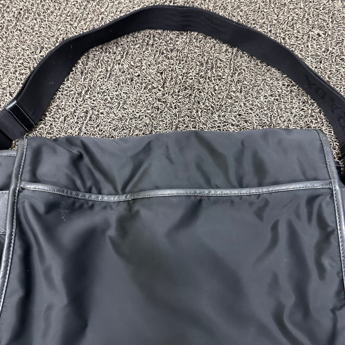 PRADA 프라다 메신저백 크로스백 가방 블랙 상품이미지8