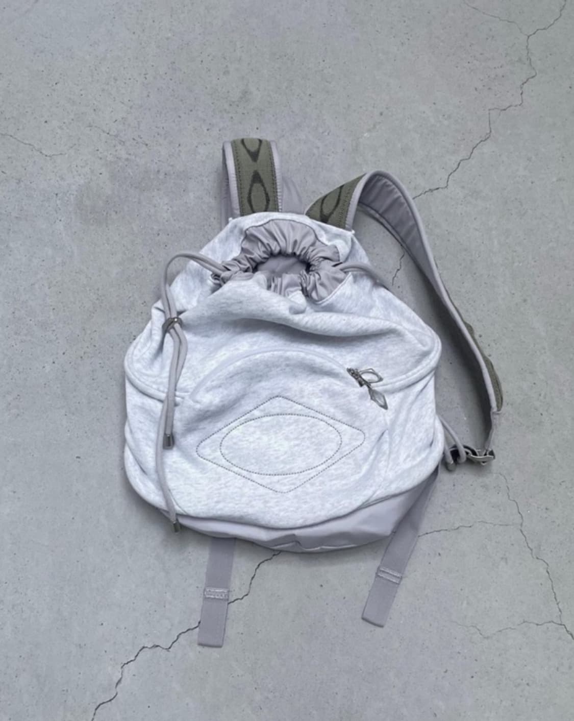 미스치프 드로우 스트링 더플백 상품이미지3