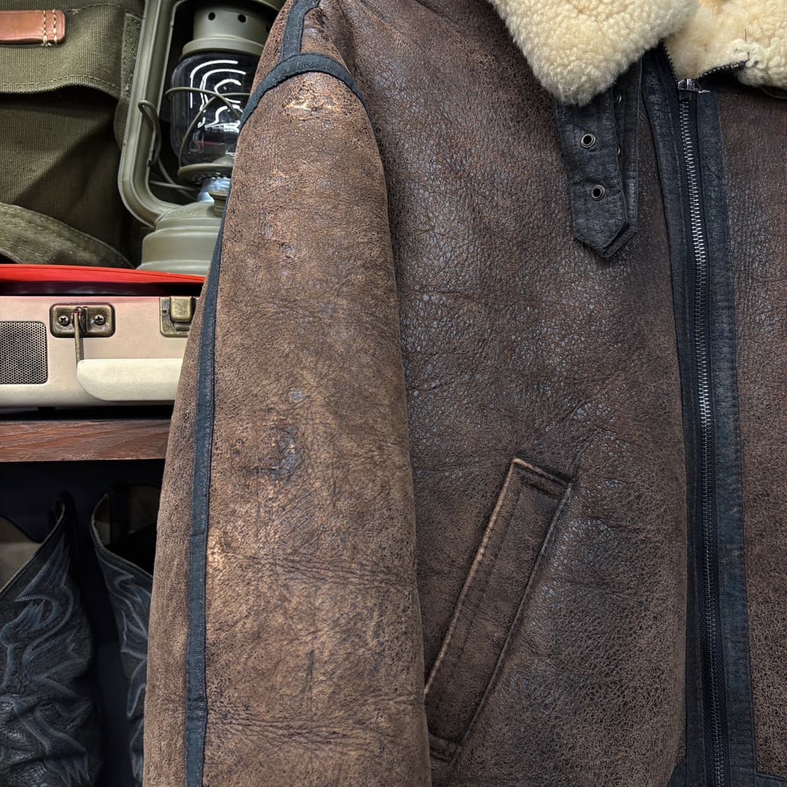 90s 미공군 B-3 TYPE 리얼레더 양털무스탕 플라이트 자켓 N484 상품이미지5