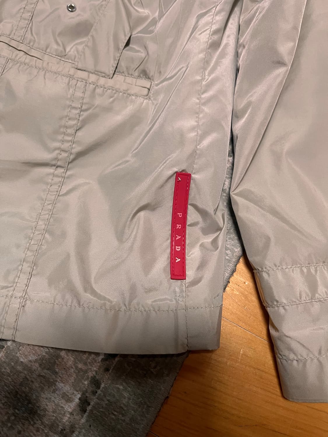 프라다 스포츠 폴리쉘 자켓 상품이미지3