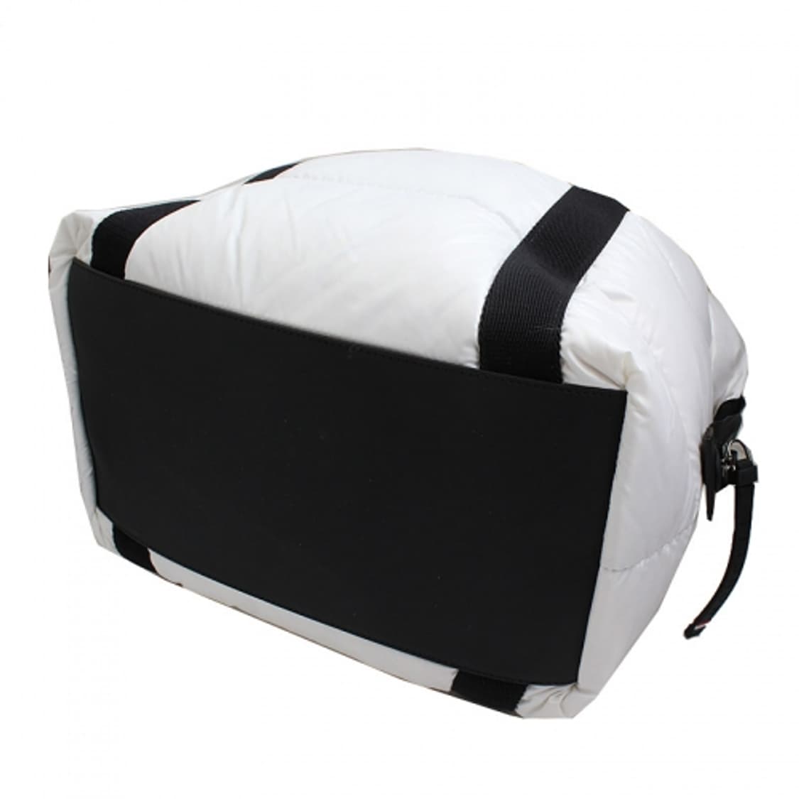 몽클레르 화이트 패딩 숄더백 상품이미지4