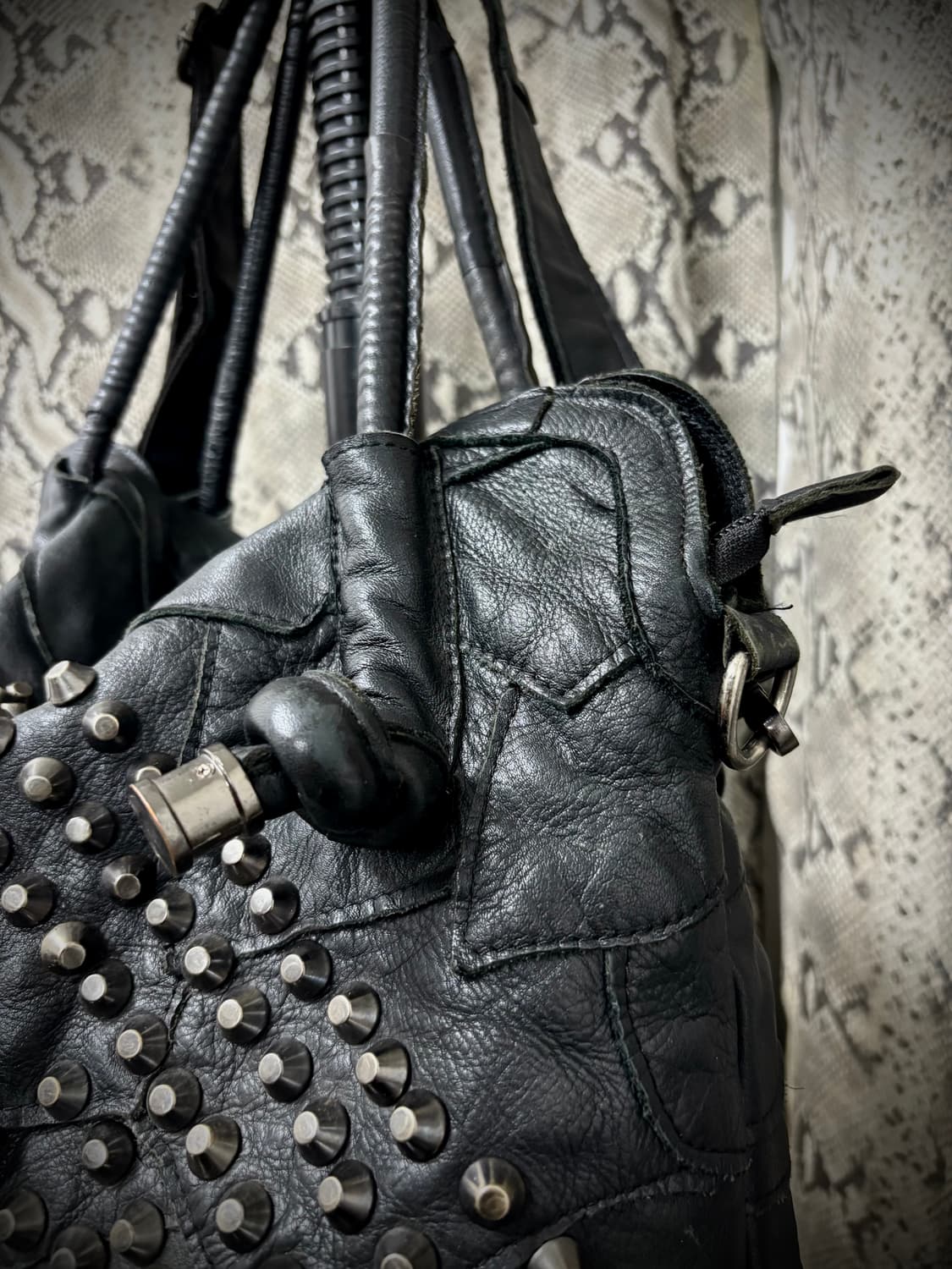 [V-KEI] Studded Real Leather Buckle LGB 상품이미지5