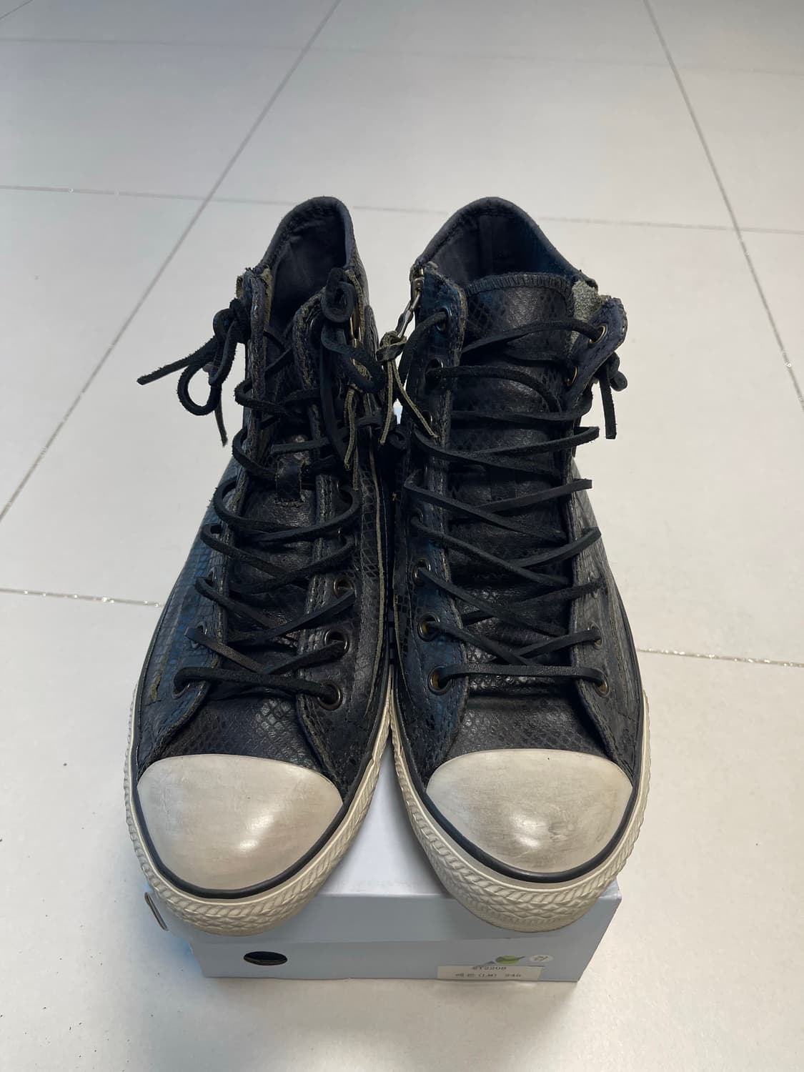 존 바바토스 x 컨버스 더블 집업 파이톤 패턴 스니커즈270 상품이미지1