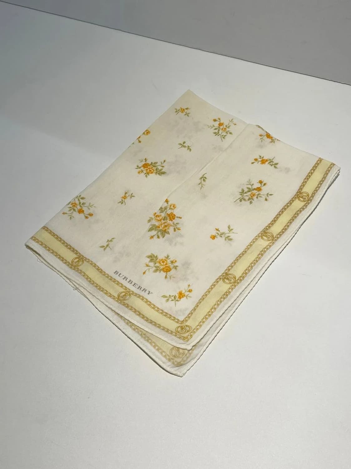 버버리 00s 시그니처 재팬 플라워 쁘띠 반다나 손수건 A1212 상품이미지3