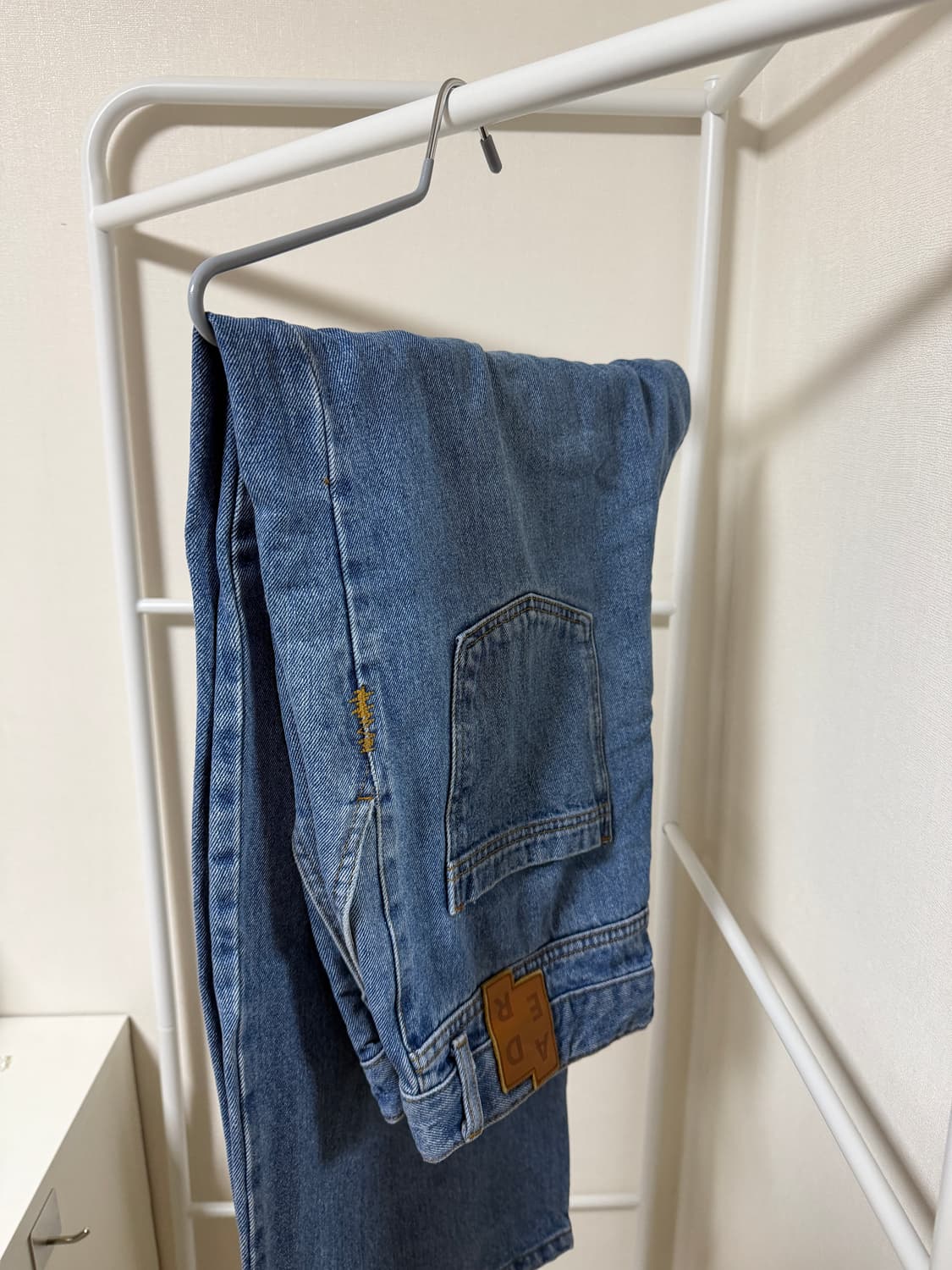 아더에러 진 라지 상품이미지1