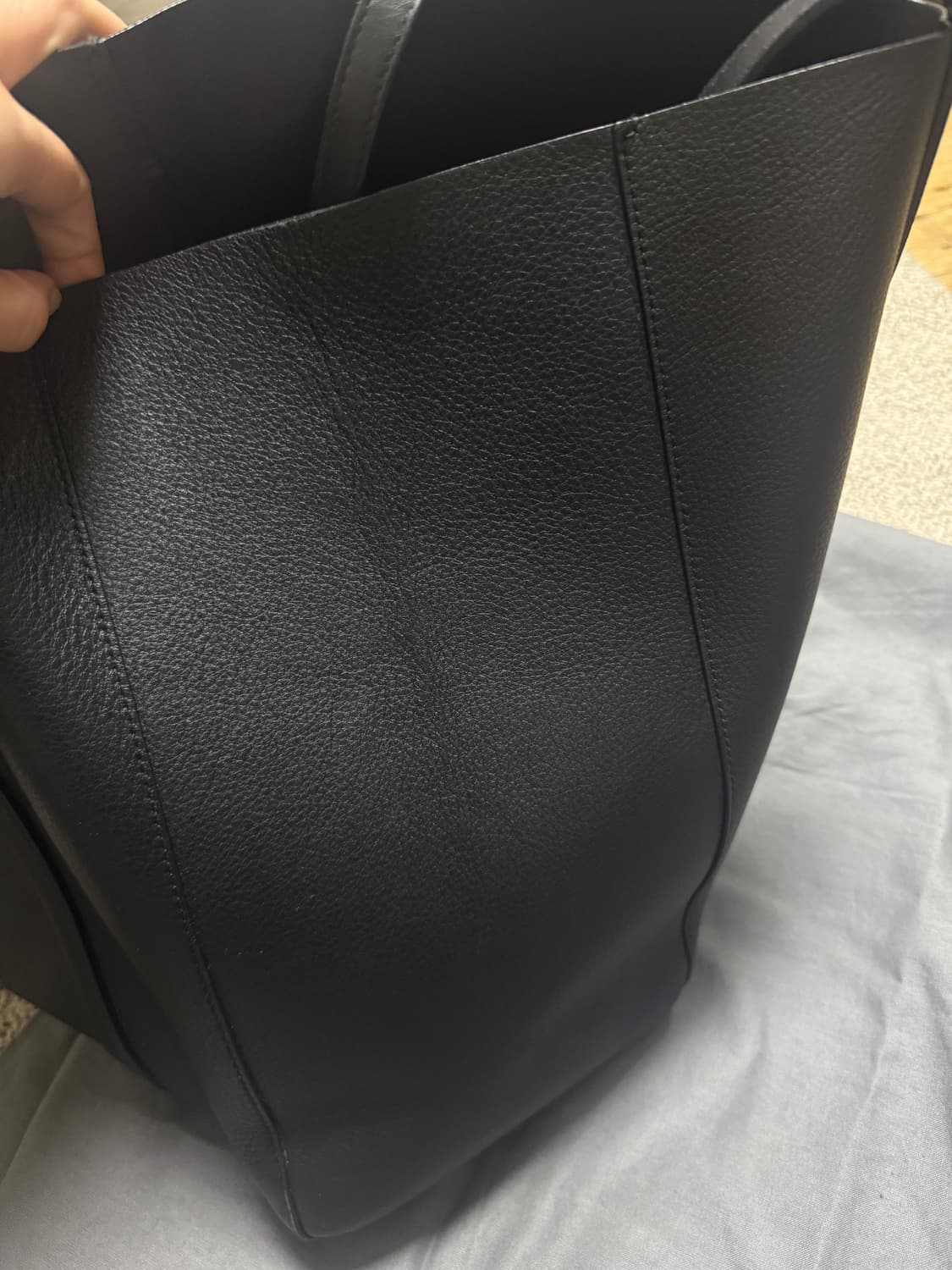 발렌시아가 에브리데이 토트백 상품이미지3