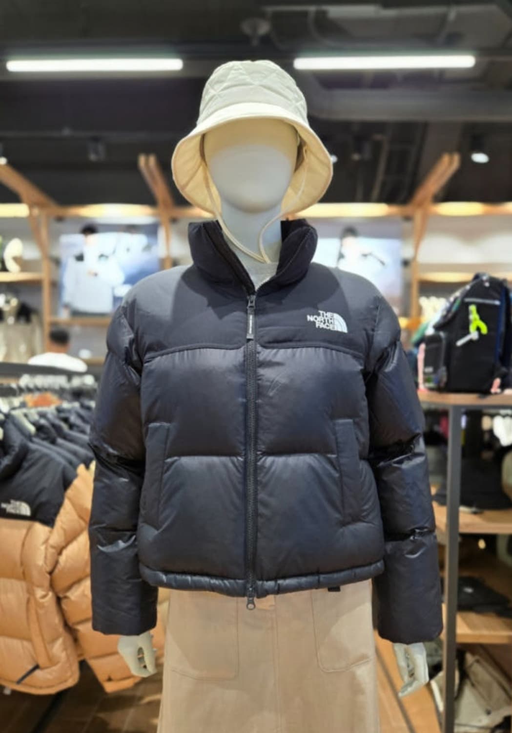 노스페이스 여자 노벨티 눕시 온볼 재킷 패딩 M 상품이미지1