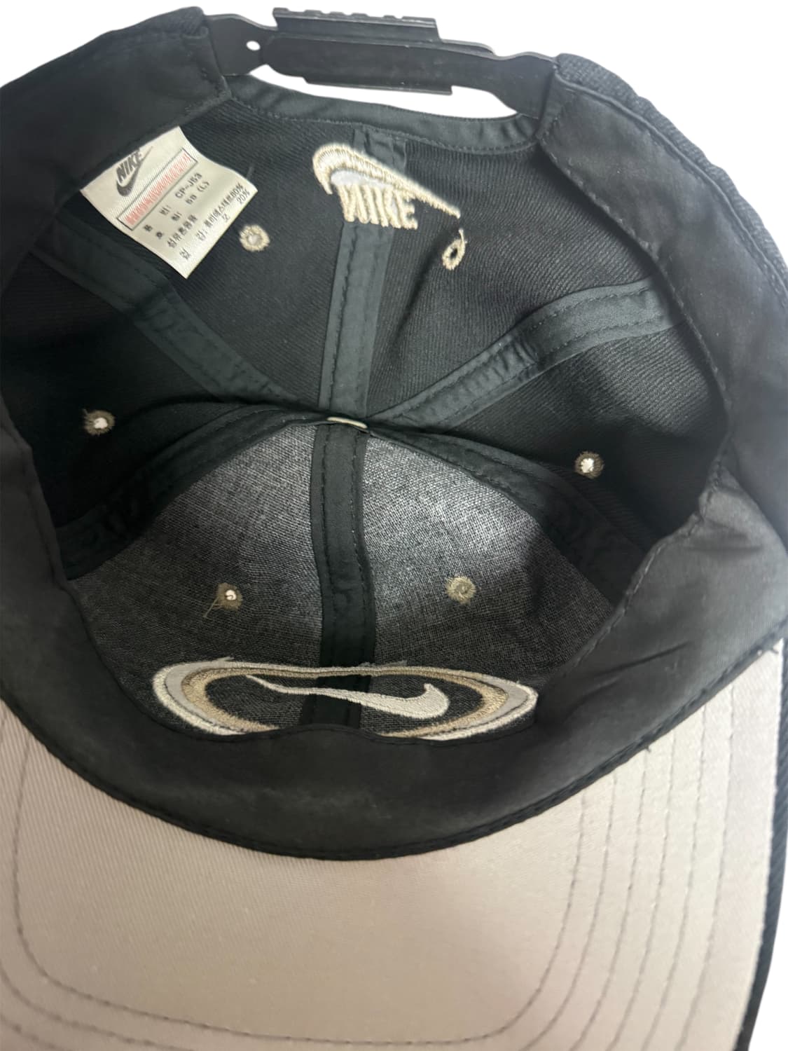 NIKE 블랙 스우시 로고 스냅백 캡 (FREE) 상품이미지5