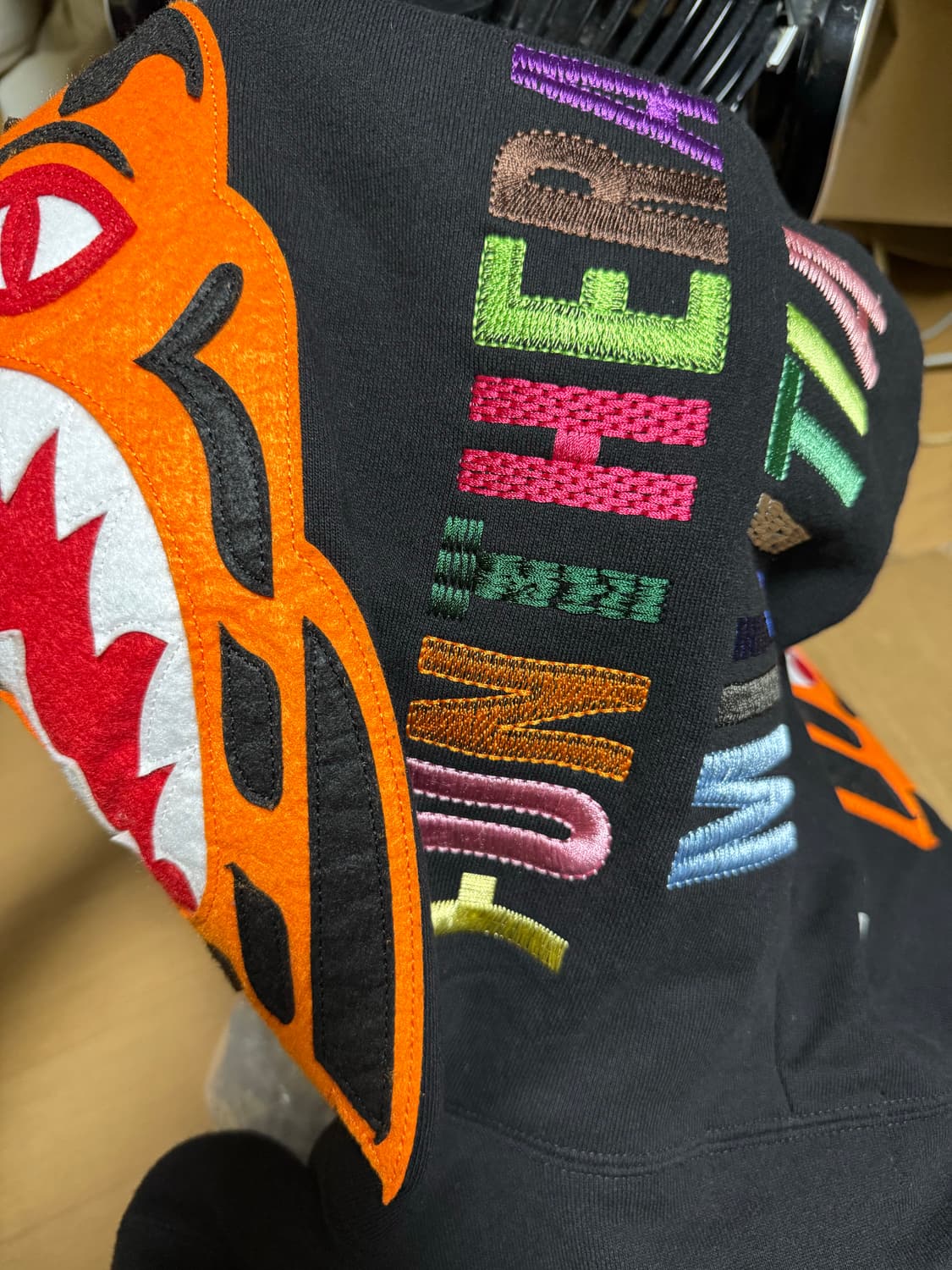 베이프 타이거 풀 집 후드 블랙 [XL] 상품이미지3