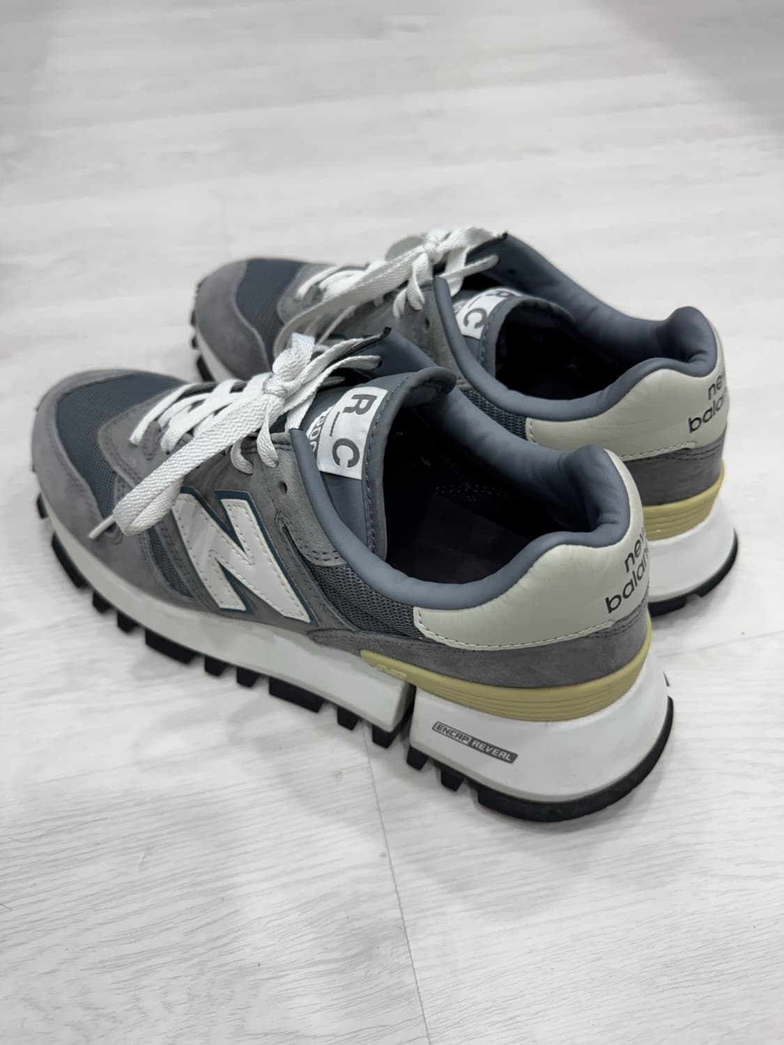 뉴발란스 RC1300 도쿄 디자인 스튜디오 그레이 상품이미지6