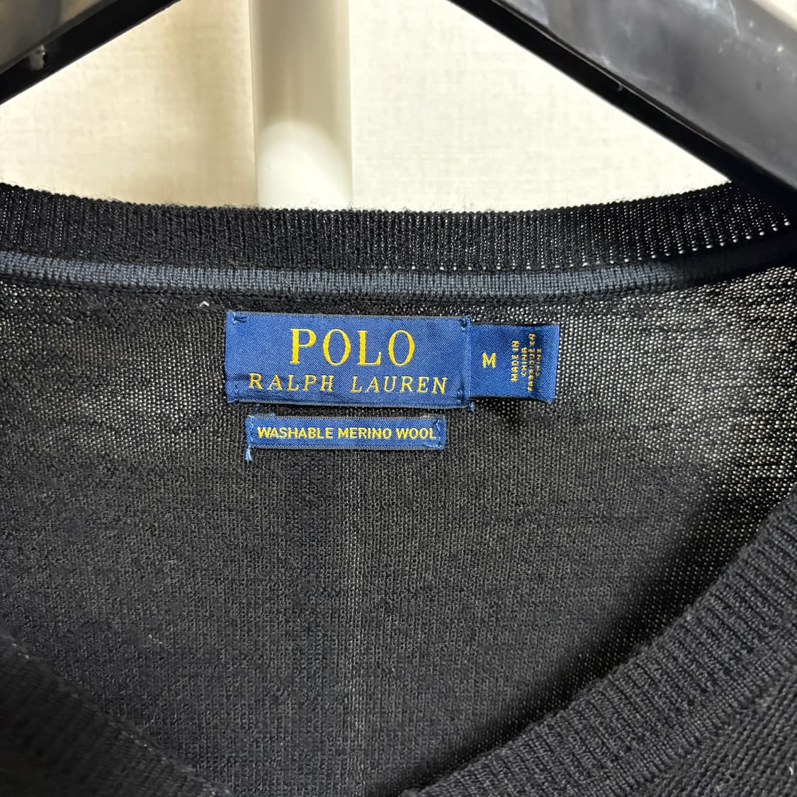 폴로 랄프로렌 워셔블 메리노울 V넥 니트 / 블랙, M 상품이미지4