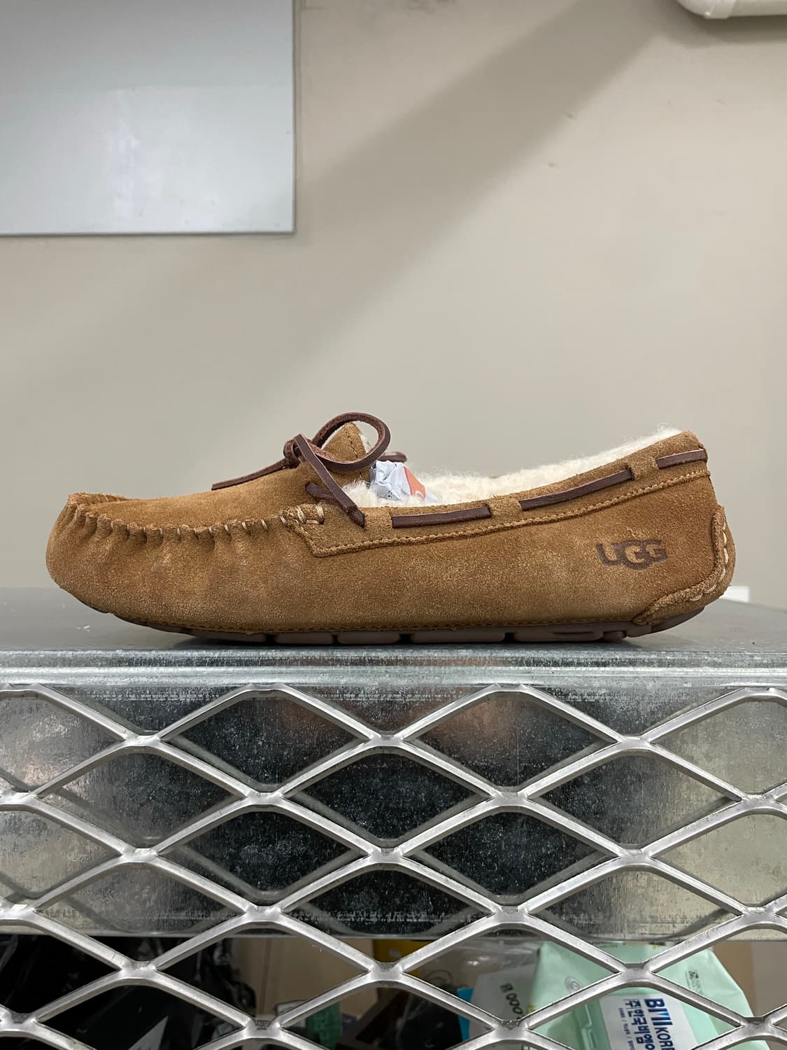 어그 다코타 체스트넛 240 상품이미지1