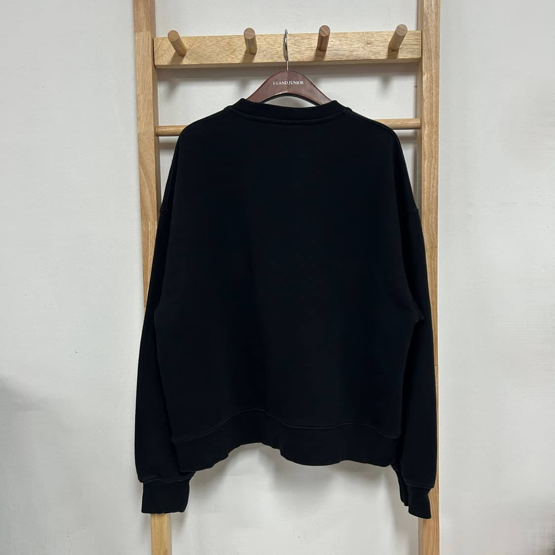 리 빅로고 오버핏 맨투맨 블랙 상품이미지5