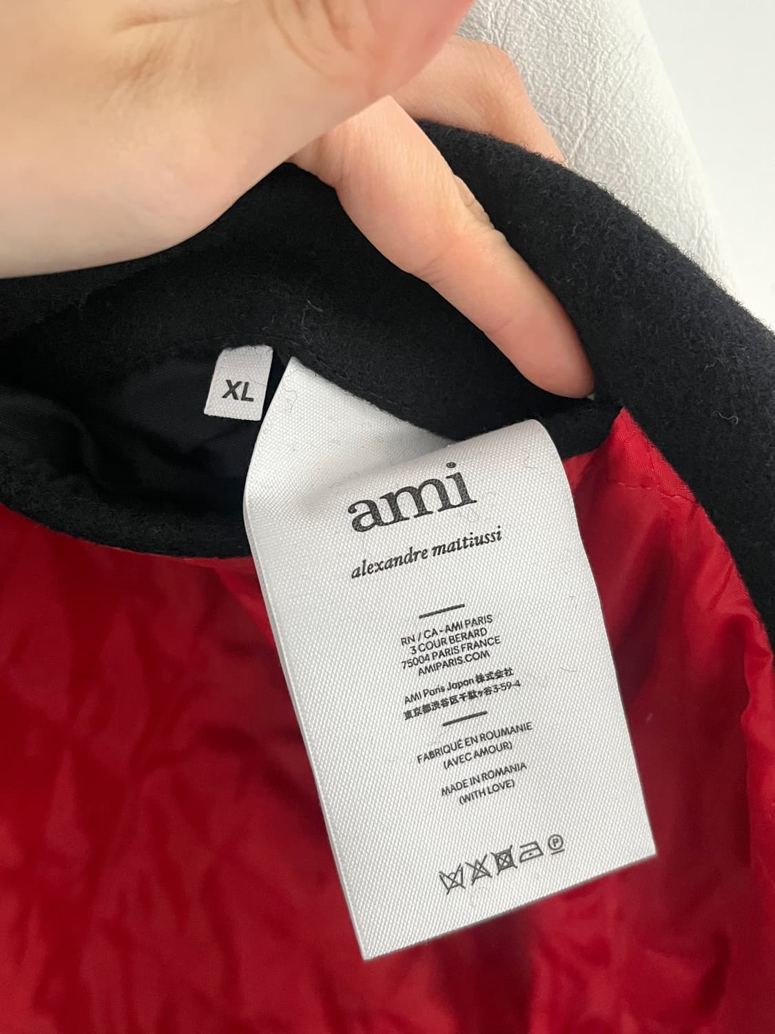 AMI 아미 파리 드 쾨르 패치 테디 보머 바시티 자켓 상품이미지6