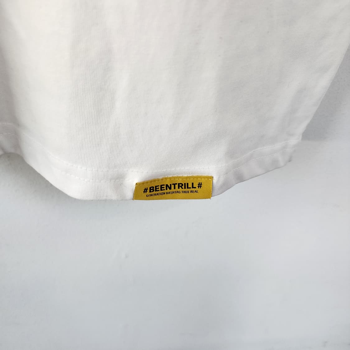 BEENTRILL 화이트 반팔티 상품이미지5