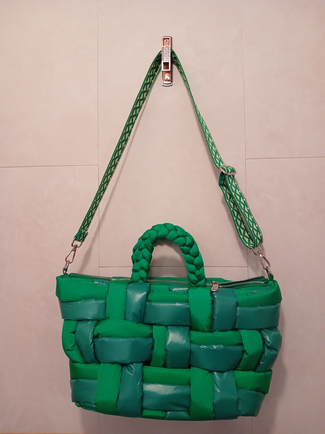 베네통 정품 여성 퀼팅 패딩 가방 상품이미지10