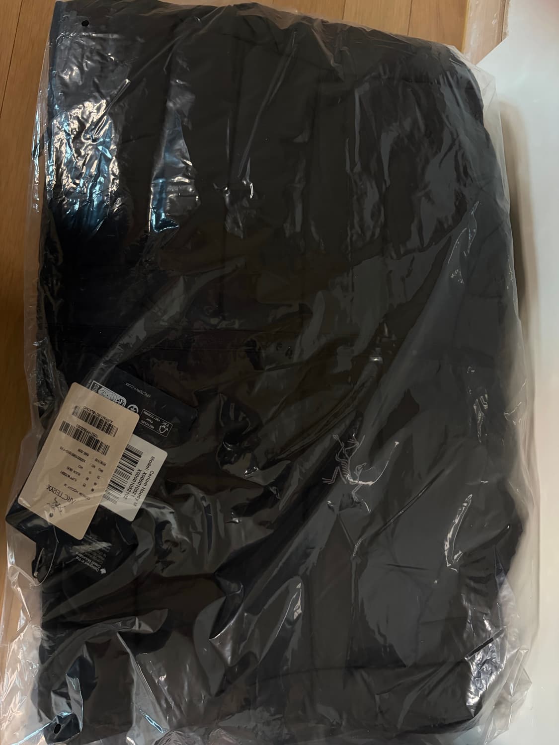 [m] 25fw 아크테릭스 세륨 후디 경량패딩 블랙 새상풉 싸게팔아용❤️ 상품이미지3