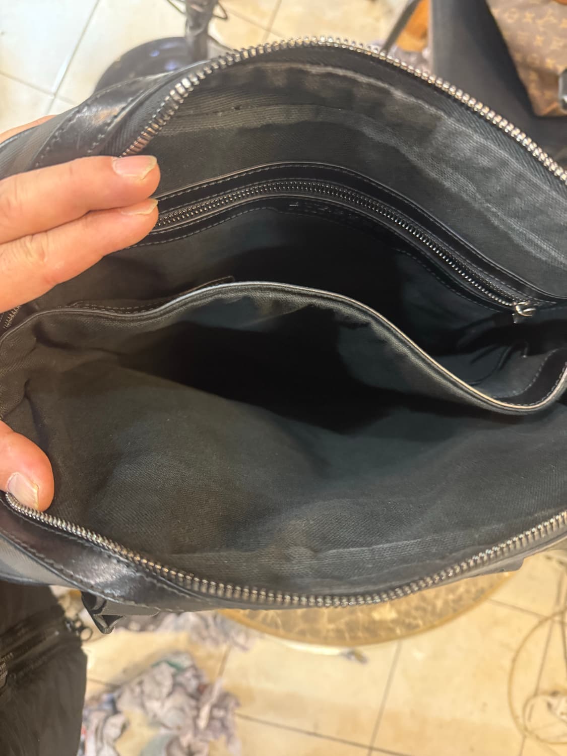 정품 버버리 체크 2way백 팝니다 상품이미지5