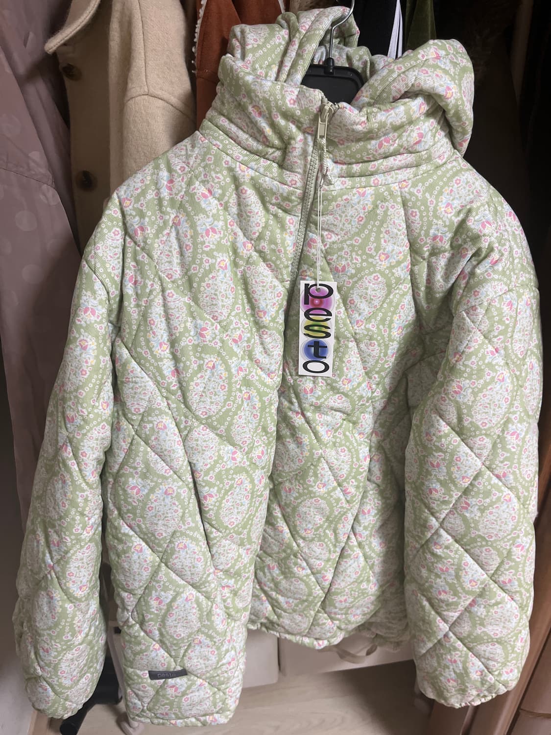 페스토 패딩 PESTO HOODED QUILTED JUMPER TEA 상품이미지2