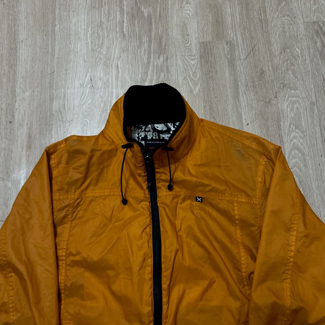 몬츄라 아웃도어 텍티컬 바람막이 자켓 M/95  상품이미지2