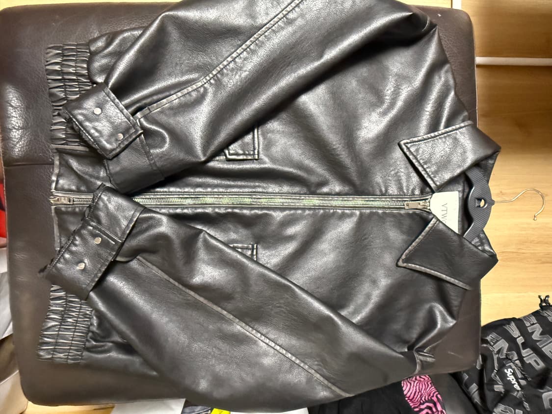 Vtwo 가죽자켓 상품이미지1