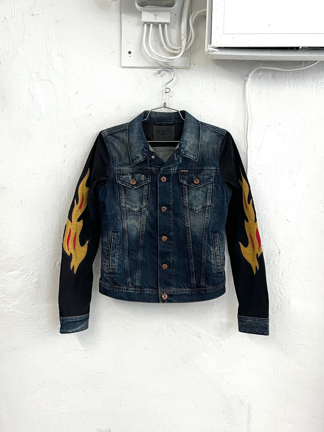 디젤 컬렉션 플레임 데님 자켓 상품이미지1