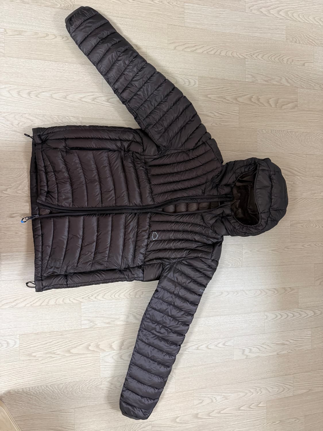 제로그램 라모나130 구스 제로라이트 자켓 상품이미지5