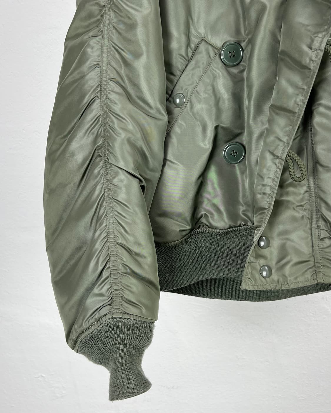 알파인더스트리 세이지 그린 n-2b 쇼트 웨이스트 파카 퍼 자켓 상품이미지5