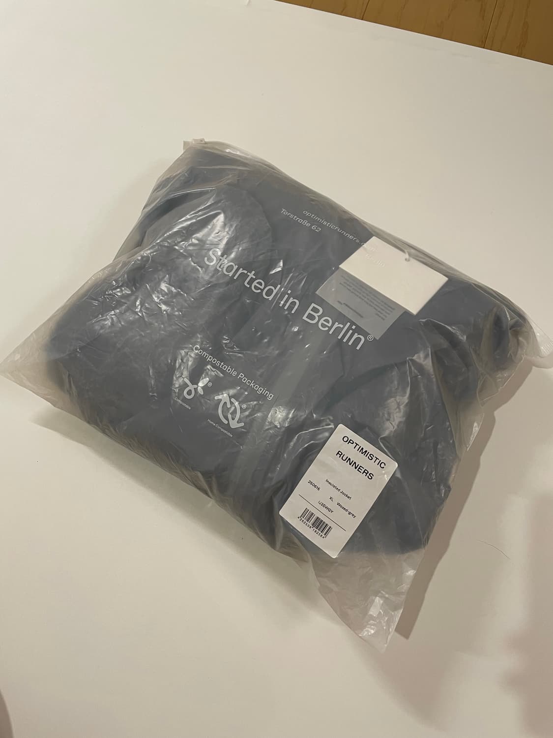 옵티미스틱러너스 인슐레이트 자켓 XL 새상품 판매 상품이미지4