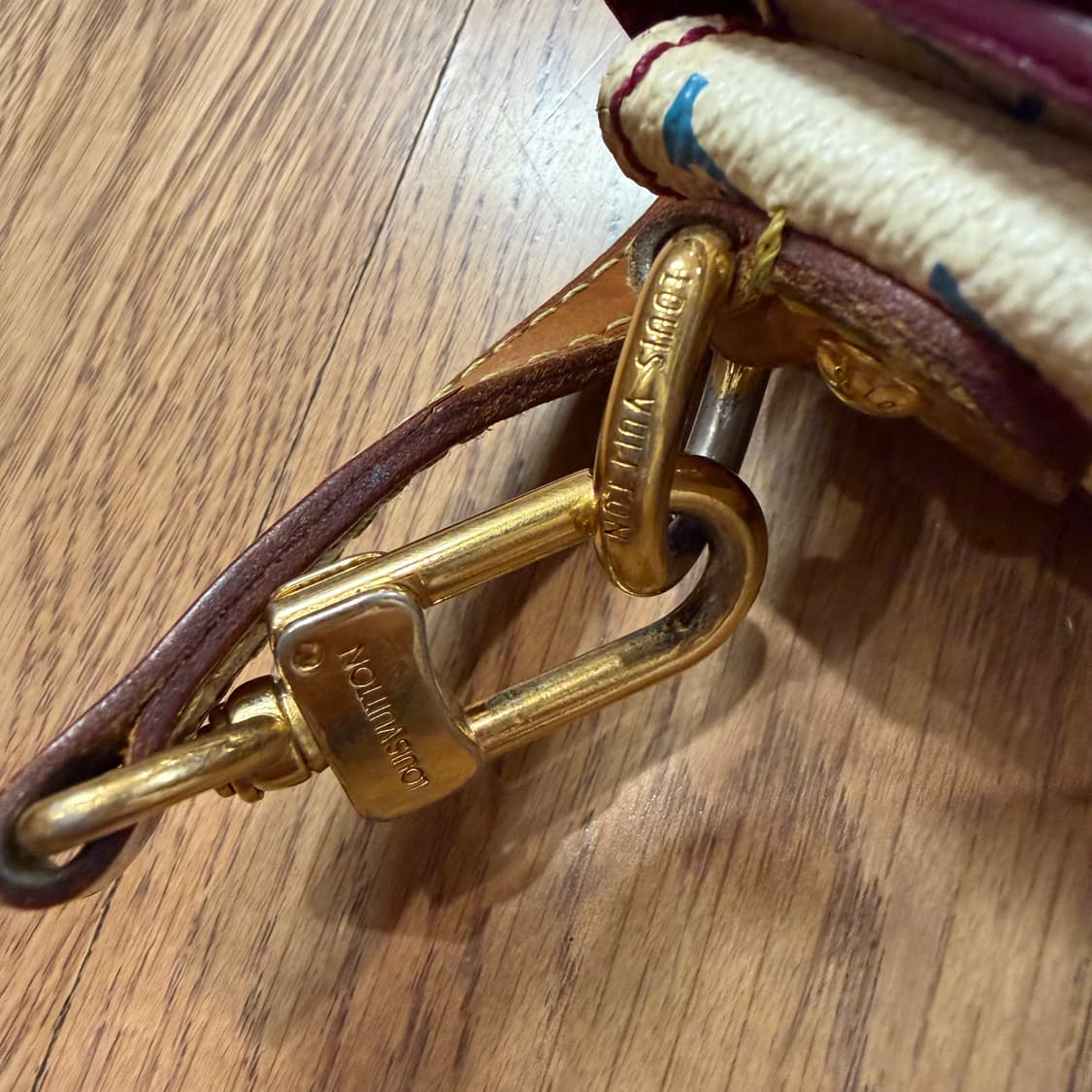 루이비통 모노그램 멀티컬러 캔버스 크로스바디 백 상품이미지4