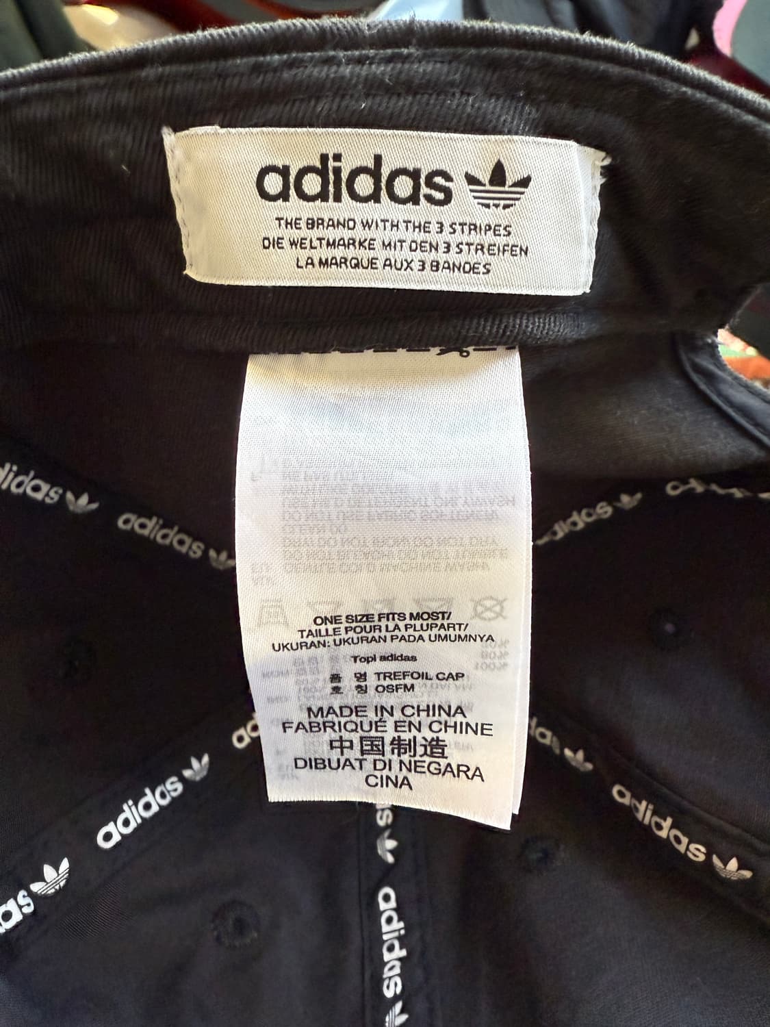 아디다스 블랙 워시드 볼캡 상품이미지3