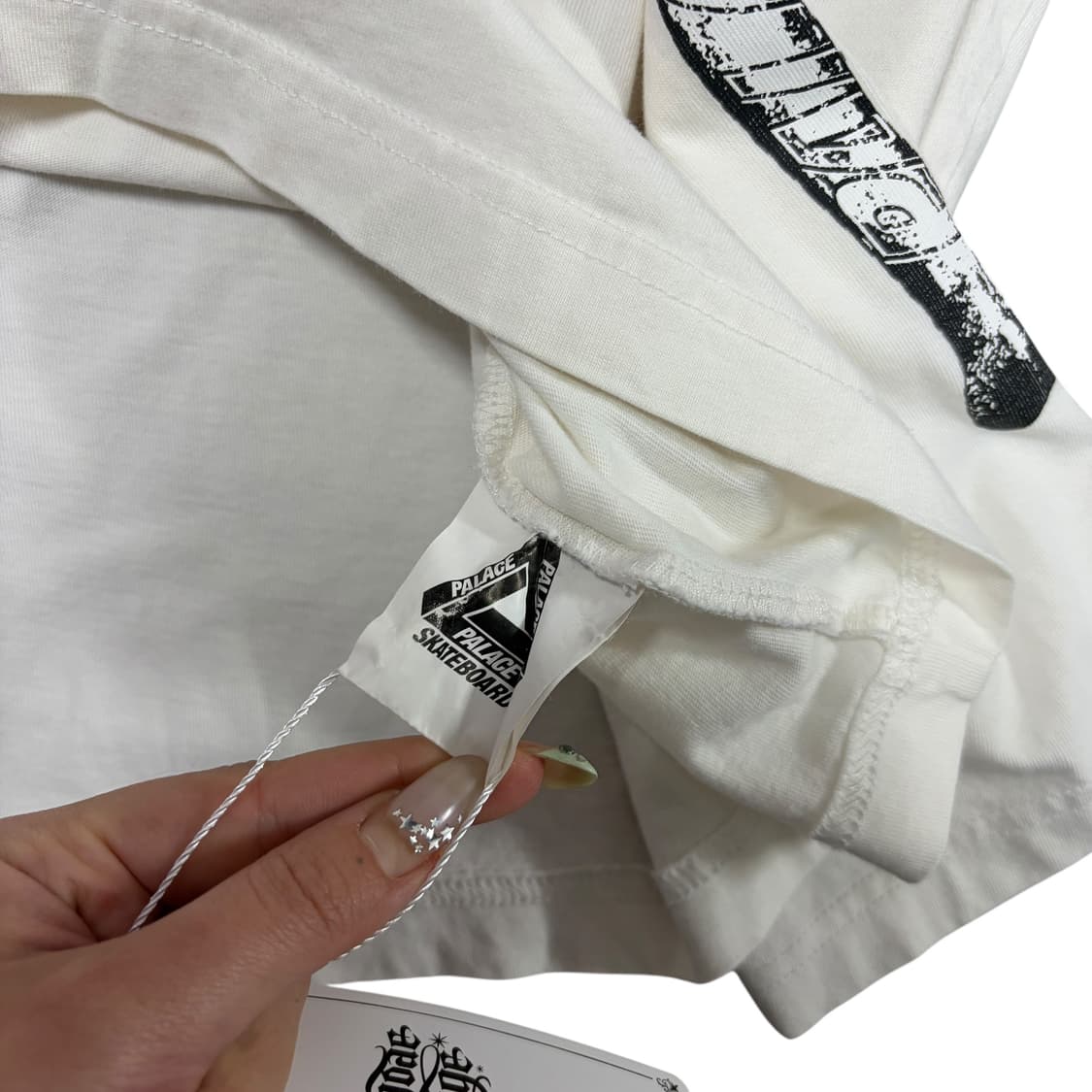 팔라스 25F/W 트라이본 롱슬리브 화이트 상품이미지4