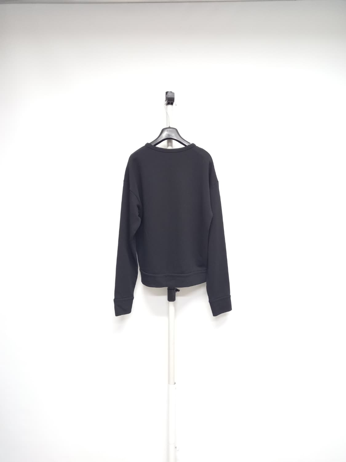 누메로벤투노 N21 춘추동 맨투맨 40.77 상품이미지2