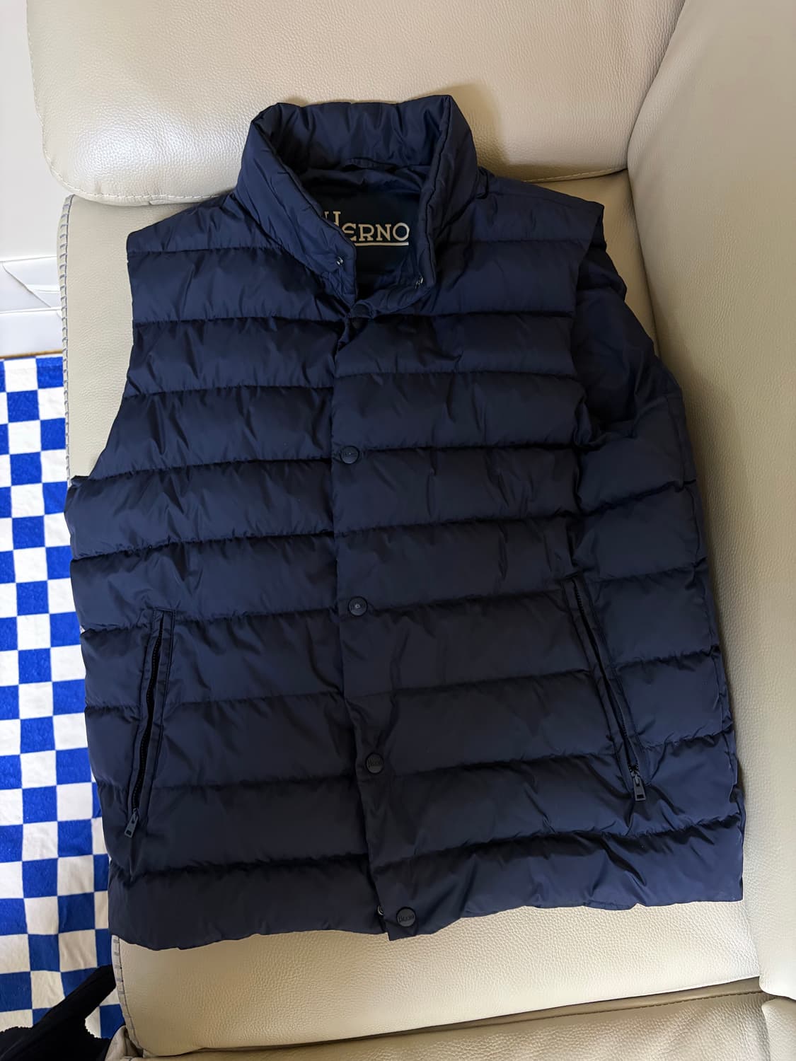 HERNO 남성 패딩 조끼 네이비 54 상품이미지1