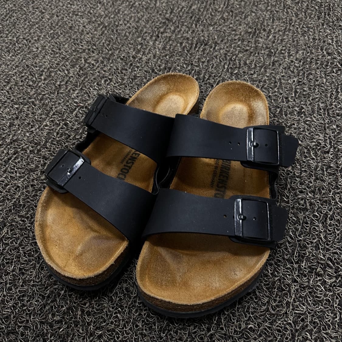 버켄스탁 아리조나 블랙 샌들 260사이즈 상품이미지1