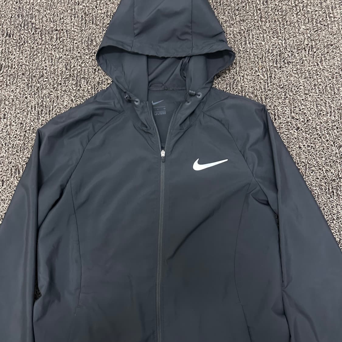 NIKE 나이키 기능성 여성 바람막이 후드집업 운동복 블랙 S 상품이미지2