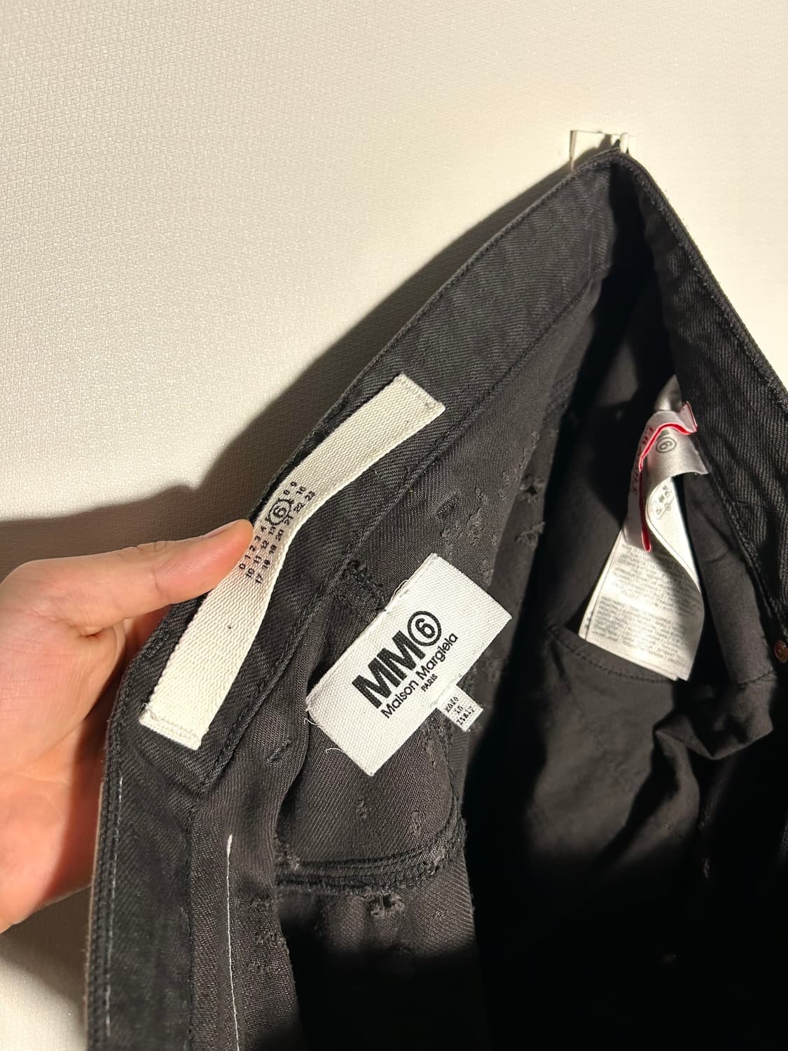 [32] MM6 마르지엘라 디스트로이드 데님 팬츠 상품이미지2